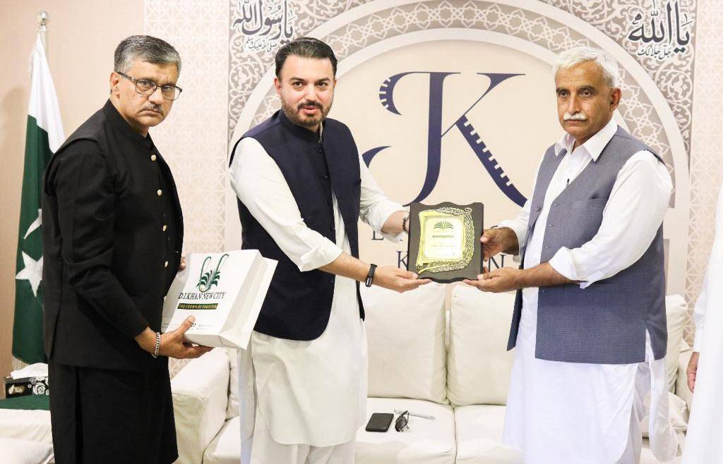 Chief Minister KPK, visited D. I. Khan New City